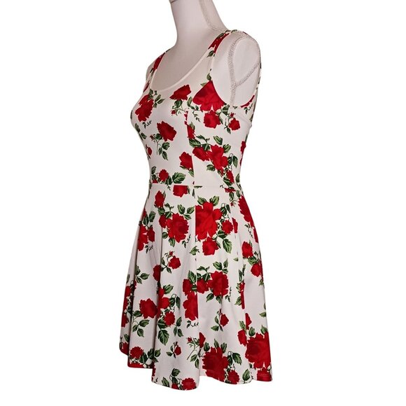 H&M Divided White w/ Red Rose Print Scoop Back Fit & Flare Skater Dress, Size 6 - Picture 5 of 16